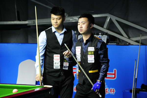 成就的背后 成就的背后